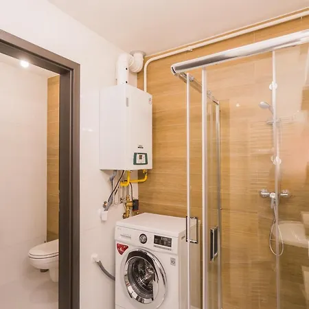 Mandala Apartman Aranypart Шиофок
