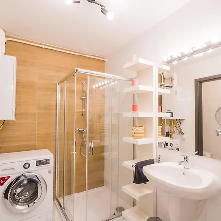 Mandala Apartman Aranypart Апартаменты *