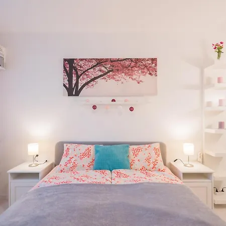 Апартаменты Mandala Apartman Aranypart